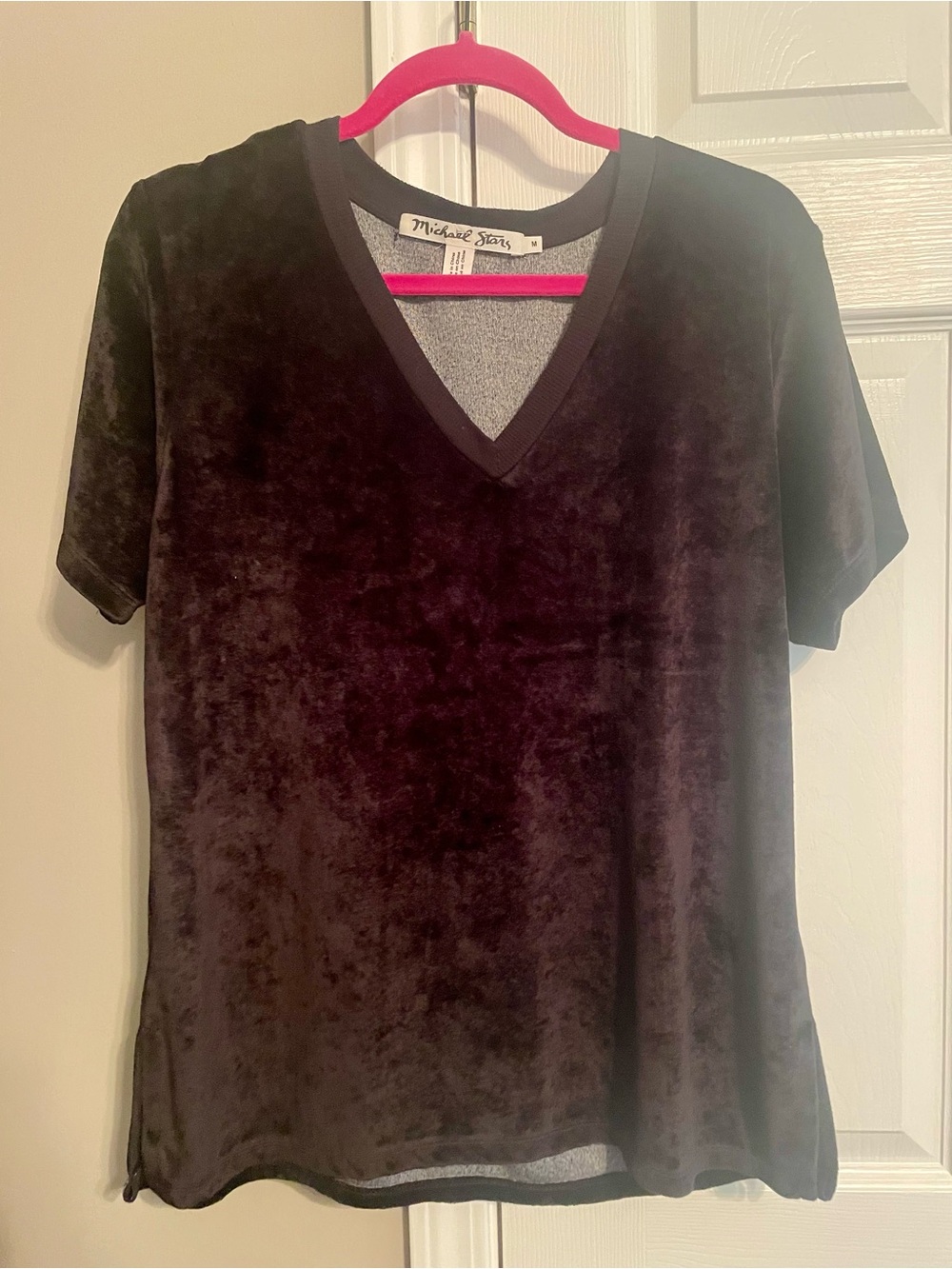 Michael Stars Black Super Soft Crushed Velvet V neck short sleeved T size Medium